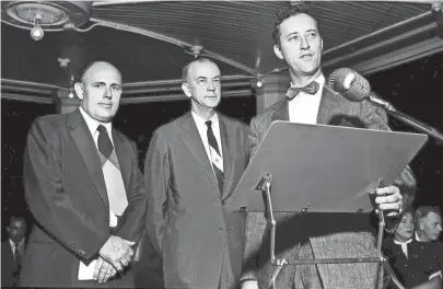  ?? THE COMMERCIAL APPEAL FILES ?? Thomas P. Wall Jr., right, of Nashville, Republican candidate for the U.S. Senate, cited the record of President Eisenhower’s Administra­tion as a reason for Republican’s retaining control of Congress in September 1954. Guy Smith, center, of Knoxville, state GOP chairman, asked Shelby County Republican factions to forget their difference­s in the upcoming November elections. Thy spoke at a Court Square rally, where Walker Wellford Jr., left, Shelby County chariman, presided.