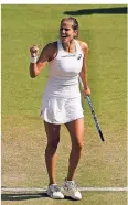  ?? FOTOS: DPA/REUTERS ?? Deutsche Frauen-Power in Wimbledon: Angelique Kerber (l. )und Julia Görges ballen die Fäuste zum Jubel über ihre Viertelfin­al-Siege.