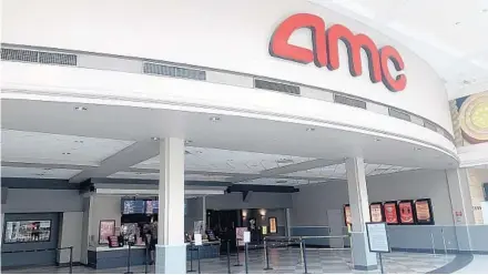  ?? KATHLEEN CHRISTIANS­EN/ ORLANDO SENTINEL ?? AMC West Oaks 14 in the West Oaks Mall in Ocoee is one of several chain theaters offering private screenings.