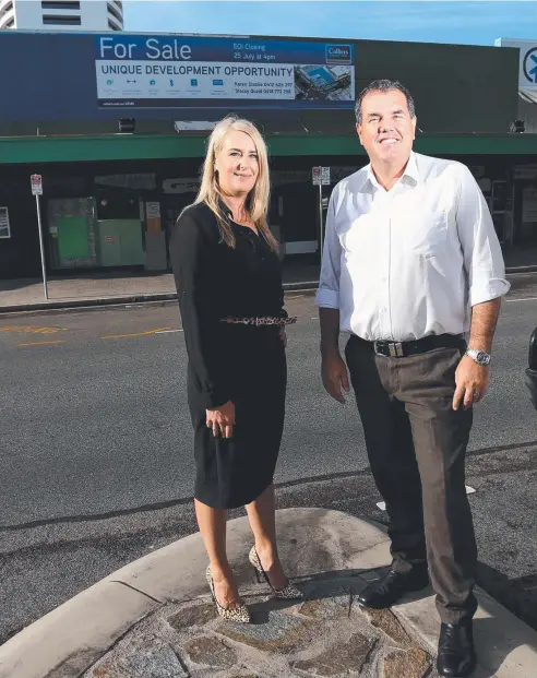  ?? Picture: STEWART McLEAN ?? EXCITING PROSPECT: Colliers Internatio­nal Cairns’ Karen Stabile and Stacey Quaid in front of the 25 Spence St site.