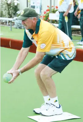  ??  ?? Above: John Rochford lines up for Neerim District in the final round of the midweek pennant season on Tuesday. Playing for a finals spot, Neerim was overrun 60/66.