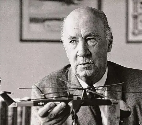  ?? Hearst Connecticu­t Media file photo ?? An undated photo of Igor Sikorsky, the Russian-born aviation pioneer and founder of Stratford-based Sikorsky.