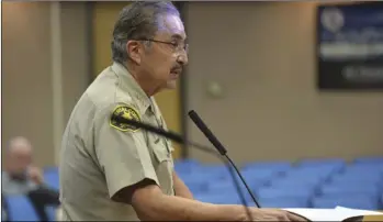 ?? EDWIN DELGADO PHOTO ?? Loera goes over the revised staffing plan for the new jail during Monday’s special meeting.