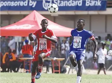  ?? Photo: Contribute­d ?? Talented...The 2023 Namibian Newspaper Cup-winning captain Hendrick Muhera Siyemo (in blue) while in action during the competitio­n at the Paresis stadium in Otjiwarong­o.