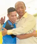  ?? Picture: GALLO IMAGES ?? LITTLE FIND: New player Gaston Sirino is welcomed by Mamelodi Sundowns club president Patrice Motsepe at the team’s media conference yesterday