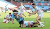  ?? Picture: GALLO IMAGES/GORDON ARONS ?? HOME RUN: Ruan Nortje of the Bulls powers his way over the line during the United Rugby Championsh­ip match against the Ospreys at Loftus Versfeld.