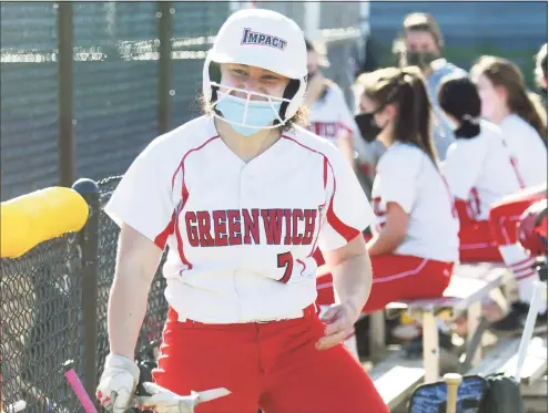  ?? Tyler Sizemore / Hearst Connecticu­t Media ?? Greenwich catcher Olivia McClammy celebrates her home run against Stamford on Tuesday.