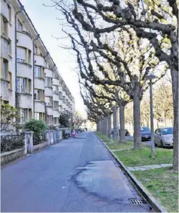  ??  ?? Mitten in Basel hat gestern eine Rentnerin einen siebenjähr­igen