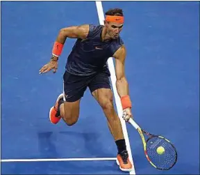  ??  ?? Rafael Nadal « aime être mort de fatigue », et ne veut jamais lâcher.