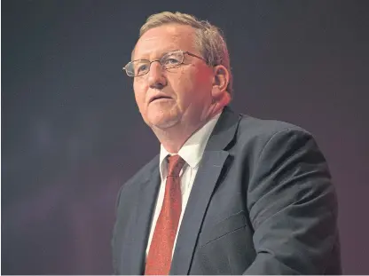  ??  ?? Scottish Labour MSP Alex Rowley has questioned class sizes in Fife.