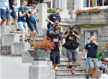  ?? Foto: Dirk Waem, dpa ?? Die Jury der Tour de France schloss Peter Sagan aus. Der Slowake verlässt das Teamhotel und reist ab.