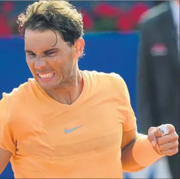  ??  ?? Nadal celebrando su pase a semifinale­s. Tuvo que remontar en el segundo set ante Martin Klizan FOTO: MANEL MONTILLA