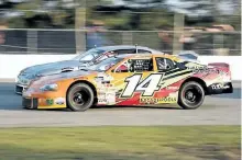  ?? STEPHANIE SCHWEMLER PHOTO ?? Orono's Brandt Graham will take the first step in defence of his Lucas Oil Sportsman Cup Series championsh­ip when the series gets underway for 2017 on Saturday at Flamboro Speedway.
