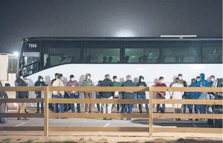  ?? ELI HARTMAN/ODESSA AMERICAN ?? Migrant children and teens are processed after entering a holding facility near Midland, Texas.