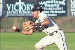  ?? Jeremy Stewart ?? Rockmart’s Calliyon Thompson reaches out to grab the ball on an infield hit before throwing it to first base during a game against Cedartown on March 4.