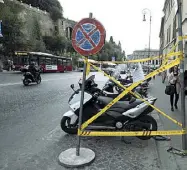  ?? (foto Proto) ?? Campidogli­o Divieto di sosta imposto per domani anche nella zona attorno a piazza Venezia