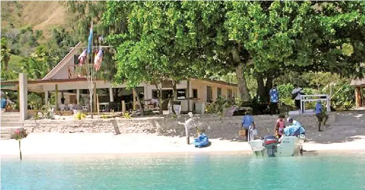  ?? ?? Oarsman’s Bay Lodge, in Nacula, Yasawa.