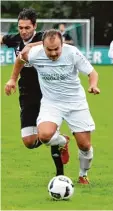  ?? Foto: Roland Geier ?? Brachte den FC Gerolfing in Führung: Den Lovric (vorne).