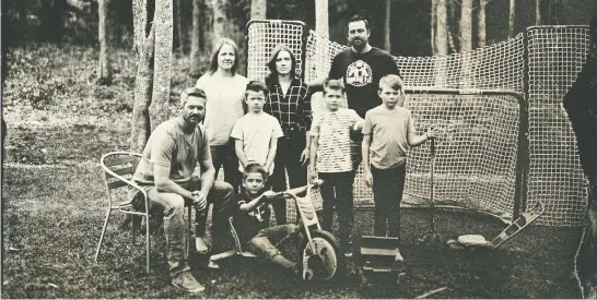  ?? PHOTOS: KAREN STENTAFORD FOR THE WASHINGTON POST ?? The Frenette and Babin families, pictured here in a tintype portrait, recently formed a two-family bubble. Some provinces are following suit as rules loosen.