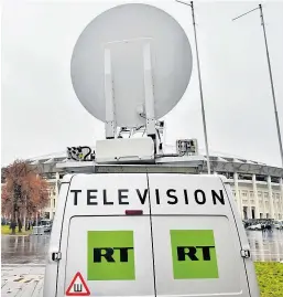 ??  ?? Der staatlich kontrollie­rte Sender RT (Russia Today) sendet auf Englisch, Arabisch, Spanisch. Seit 2014 gibt es RT Deutsch online.