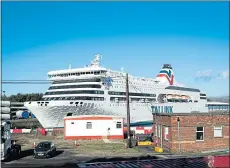  ?? ?? Crusie ship MS Romantika berthed next to Braehead Shopping Centre, Renfrew
Picture Andrew Cawley