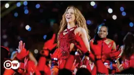  ??  ?? Shakira durante el show del medio tiempo del "Super Bowl" en el Hard Rock Stadium en Miami Gardens, Florida.