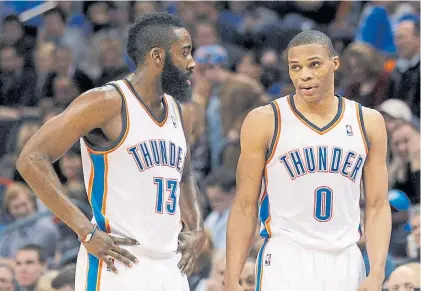  ?? AP ?? Viejos conocidos. James Harden y Russell Westbrook jugaron juntos en Oklahoma y repetirán en Houston.