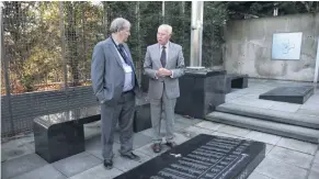  ?? PETER MORRISON ?? Belfast Telegraph’s Laurence White with Stephen in the memorial garden