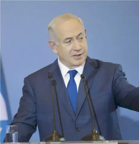  ??  ?? There is a ‘natural partnershi­p’ between Greece and Israel, says the latter’s Prime Minister Benjamin Netanyahu, pointing to recent cooperatio­n in natural disasters.