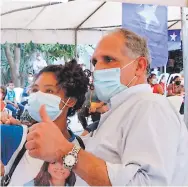  ?? FOTO: EL HERALDO ?? El alcalde capitalino continuó ayer su gira política en El Paraíso, donde anunció que se defenderá.