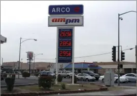  ?? IMPERIAL VALLEY PRESS FILE PHOTO TOP: PHOTO VIA ADOBE STOCK ?? ABOVE: A local gas station.