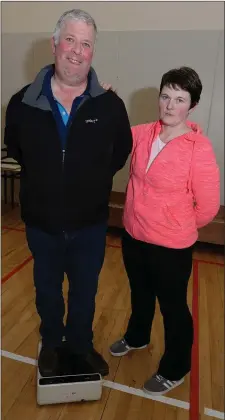  ??  ?? Bill and Michelle O’Sullivan from Kiskeam lost a whopping 68 pounds at the Cullen &amp; District Friends Associatio­n Weigh In at Cullen Community Centre.