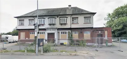  ?? Google streetview ?? ●●The Royal Oak pub in Commercial Road, Hazel Grove