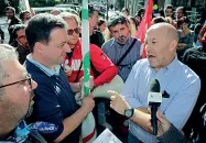  ??  ?? Le parti Il presidente Renato Dalpalù e Roland Caramelle (Filcams)