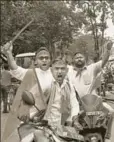  ?? SAMIR JANA/HT PHOTO ?? A Ramnavami procession in Kolkata, April 5, 2017