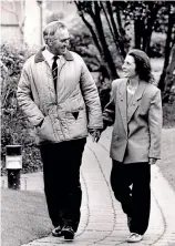  ?? PHOTO: JOHN SELKIRK/FAIRFAX NZ ?? Burnett with husband Ian, shortly after they returned home from England.