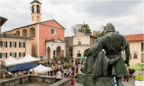  ?? TI-PRESS ?? La riqualific­a di piazza Maggiore è ‘l’investimen­to principe’ del prossimo anno