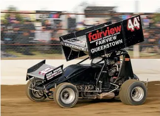  ?? PHOTO: JOSEPH JOHNSON/STUFF ?? Daniel Anderson from te Anau on his way to winning the openiong round of the War of the Wings sprint car series at Ruapuna Speedway on Saturday night.