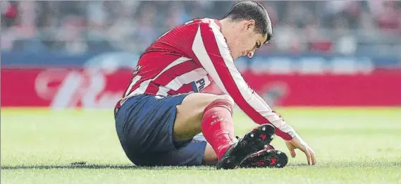  ?? FOTO: GETTY ?? El madrileño Álvaro Morata, el último de una larga lista de jugadores del Atlético de Madrid en caer lesionado; su participac­ión ante el Liverpool, en duda