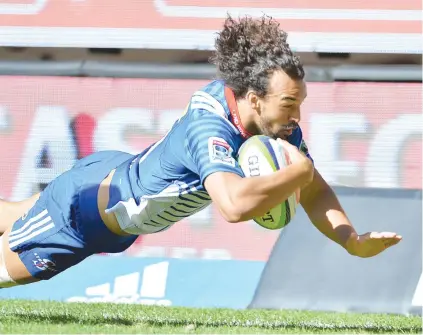  ?? Picture: Gallo Images ?? SOARING. Stormers wing Dillyn Leyds dives over in the corner for his try in their Super Rugby match against the Cheetahs at Newlands on Saturday.