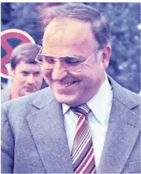  ?? FOTOS: DPA (2)/REUTER ?? ...und Bundeskanz­ler Helmut Kohl in Krefeld teil.