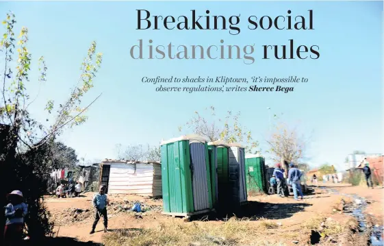  ??  ?? THE Kliptown community in Soweto has not had water for years and residents have to share toilets.
| Pictures: NOKUTHULA MBATHA African News Agency (ANA)