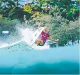  ?? Picture: ED SLOANE ?? Stephanie Gilmore turns on the style yesterday at Snapper Rocks.