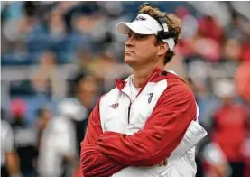  ?? Top: Jim Rassol / Sun Sentinel Bottom: Joel Auerbach / Getty Images ?? Lane Kiffin, top, and Butch Davis are two noteworthy coaching names joining the C-USA fold at Florida Atlantic and Florida Internatio­nal, respective­ly.