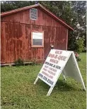  ??  ?? The defunct Gil’s Bar-B-Que Shack north of Columbus turned out decent barbecue — but a shack isn’t necessaril­y a sign of quality.