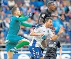  ??  ?? BI-GOLEADOR. Víctor Casadesús ya acumula ocho goles en Liga.