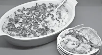  ?? PHOTOS BY LAURA TOLBERT/SPECIAL TO GADSDEN TIMES ?? Jalapeño popper dip is perfect for game day.