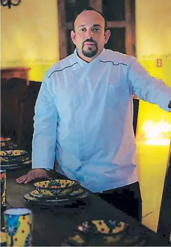  ??  ?? OCUPACIÓN. Para Jorge Pérez Luque ser chef y cocinero no es un trabajo, es algo que disfruta.
