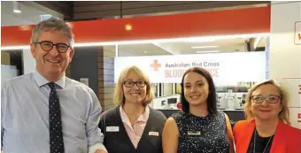  ?? PHOTO: CONTRIBUTE­D ?? David Snow (Peter Snow and Co) joined with Australian Red Cross Blood Service community relations officer Sandee Thompson, Toowoomba City Realty buying agent Christina Douglas and LJ Hooker director Julie Stewart to donate valuable blood.