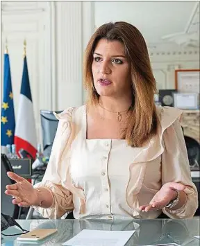  ??  ?? Marlène Schiappa nous a reçue dans son bureau, au ministère de l’Intérieur.